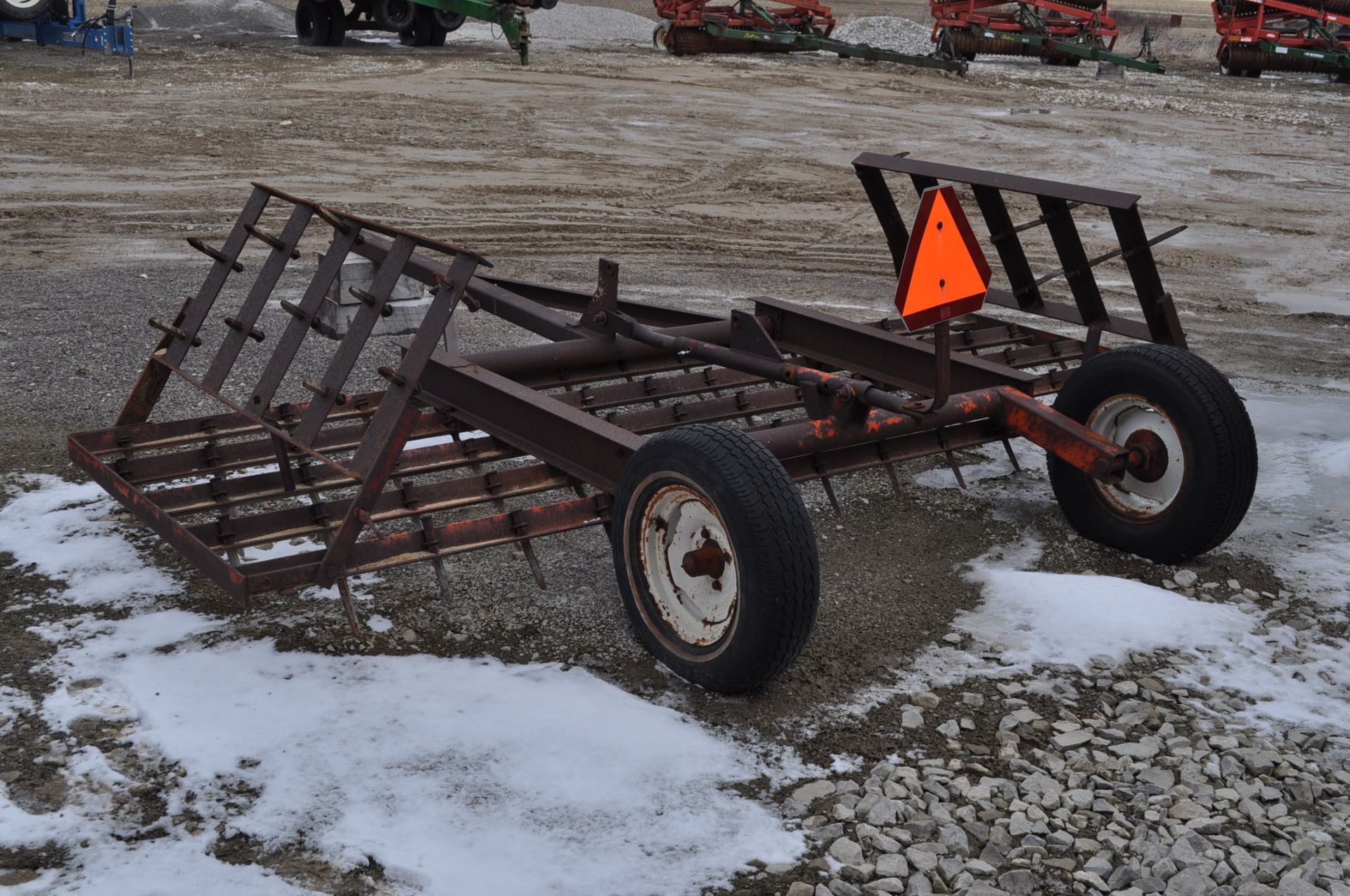 16’ 5 bar spike harrow, manual fold, hyd raise - Image 3 of 4