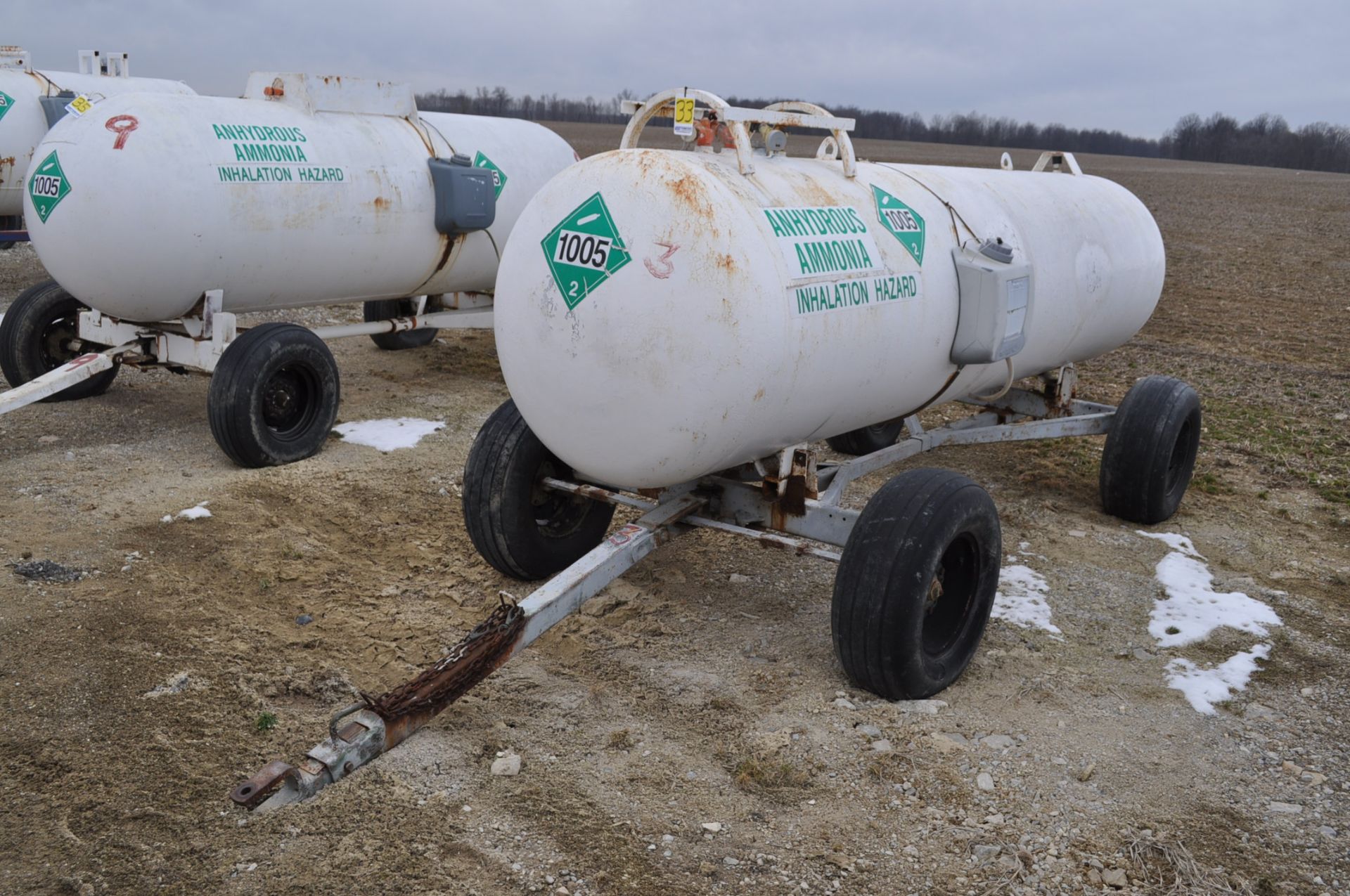 1000 gal NH3 tanks on running gear