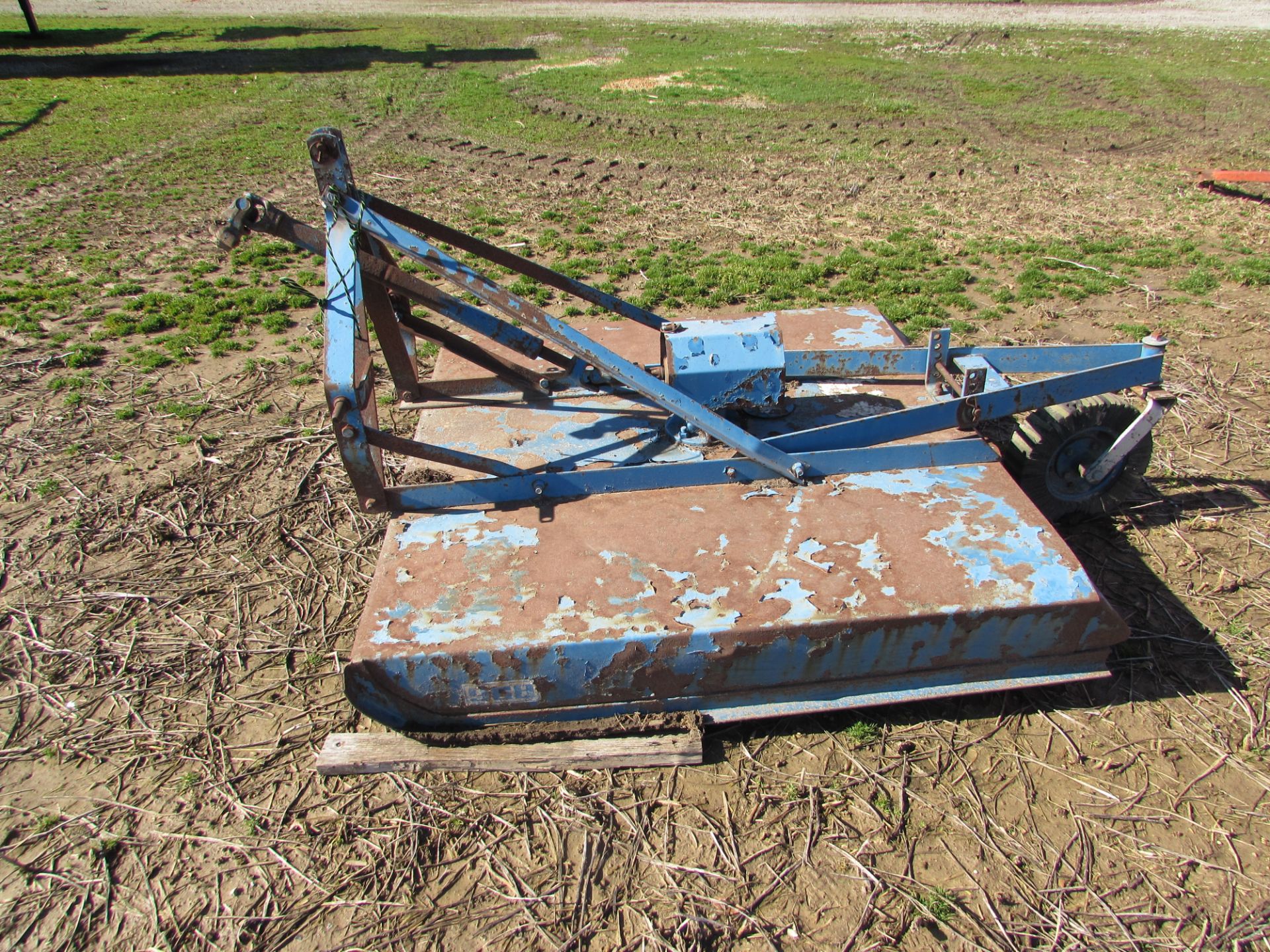 5’ Ford rotary mower, 3pt., 540 pto, Wayne Murphy  Wilmington, Ohio (937) 725-7853 - Image 2 of 3