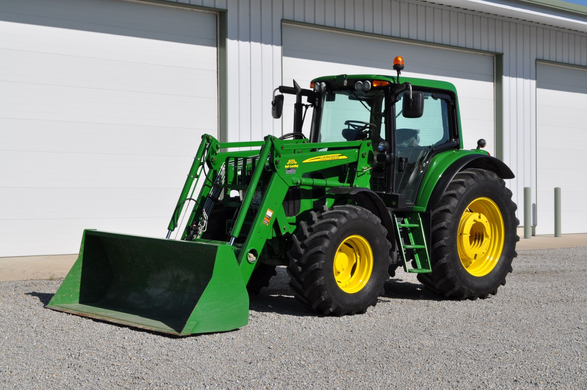 John Deere 6430 Premium tractor, MFWD, CHA, 600/65R38 rear, 540/65R24 front, IVT, front susp. - Image 18 of 18