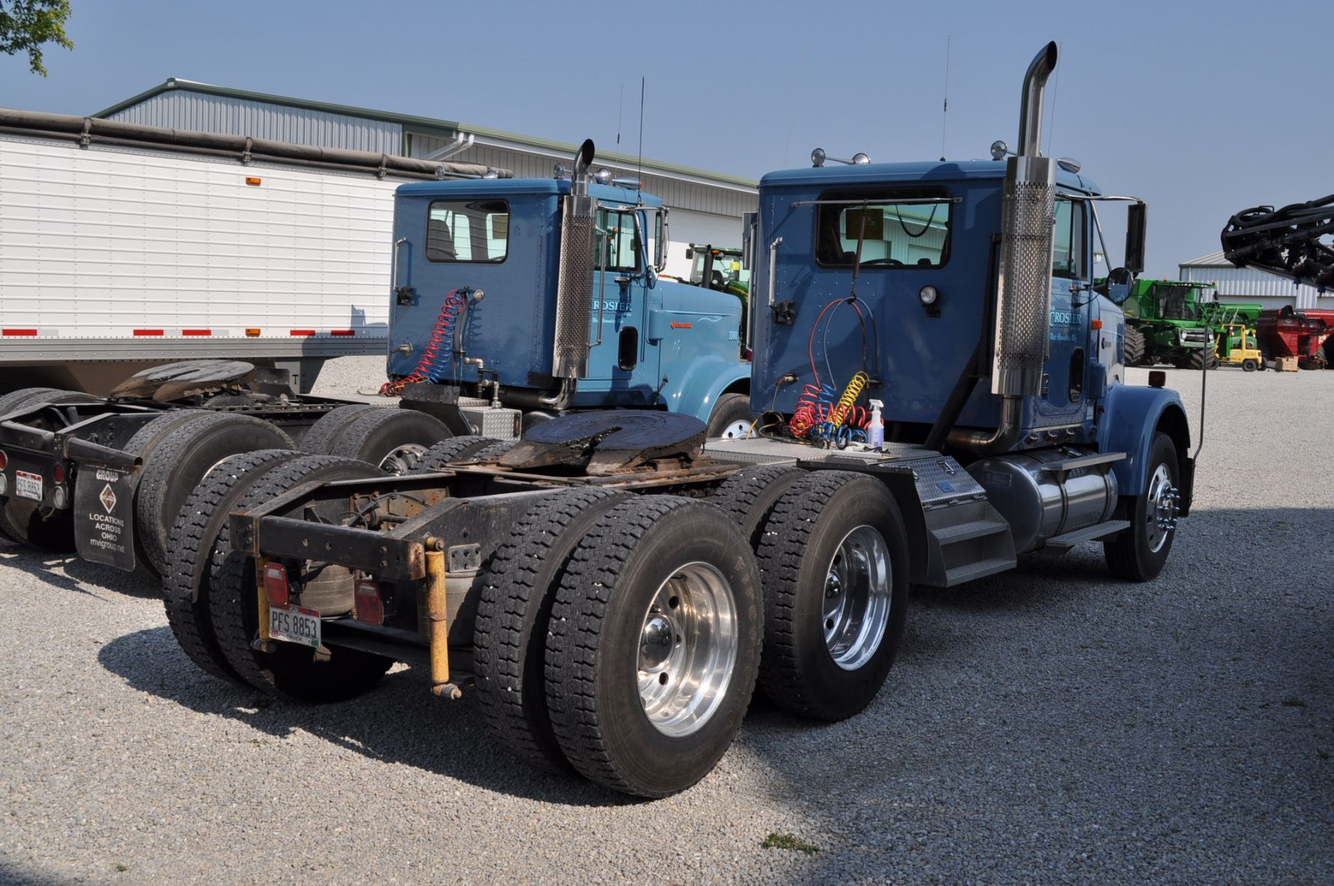 1996 International 9300 daycab semi truck, CAT 3406 mechanical, Eaton 9 sp, 213in WB, twin screw, - Image 4 of 26