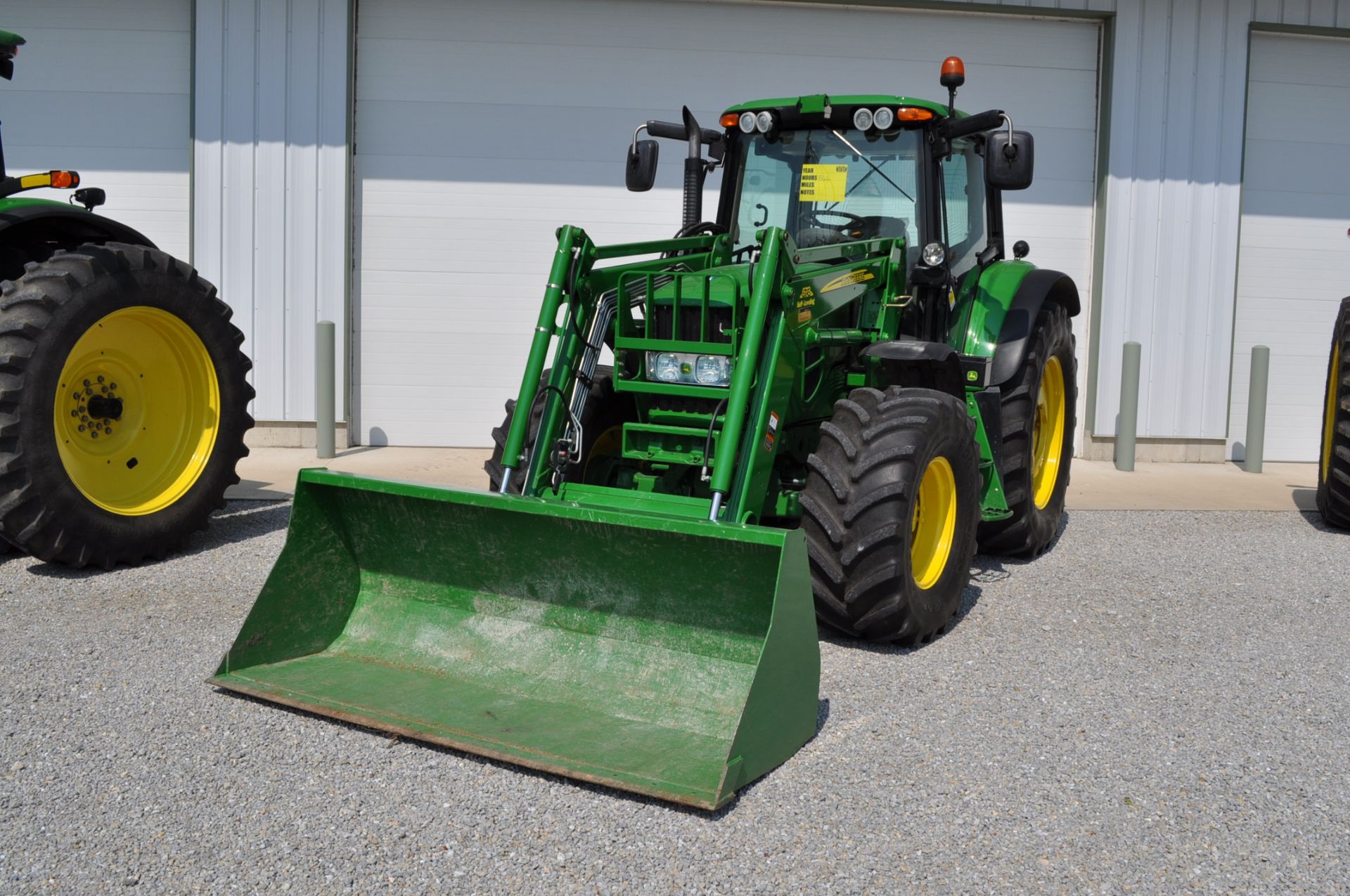 John Deere 6430 Premium tractor, MFWD, CHA, 600/65R38 rear, 540/65R24 front, IVT, front susp.