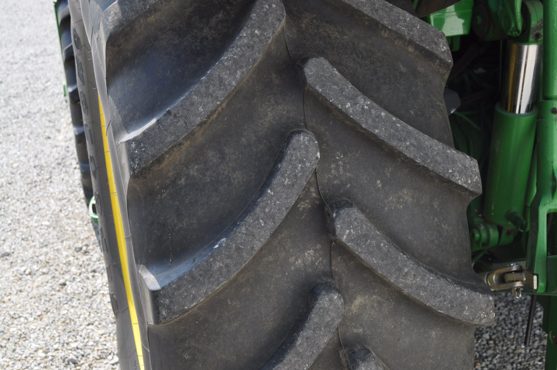 John Deere 6430 Premium tractor, MFWD, CHA, 600/65R38 rear, 540/65R24 front, IVT, front susp. - Image 8 of 18