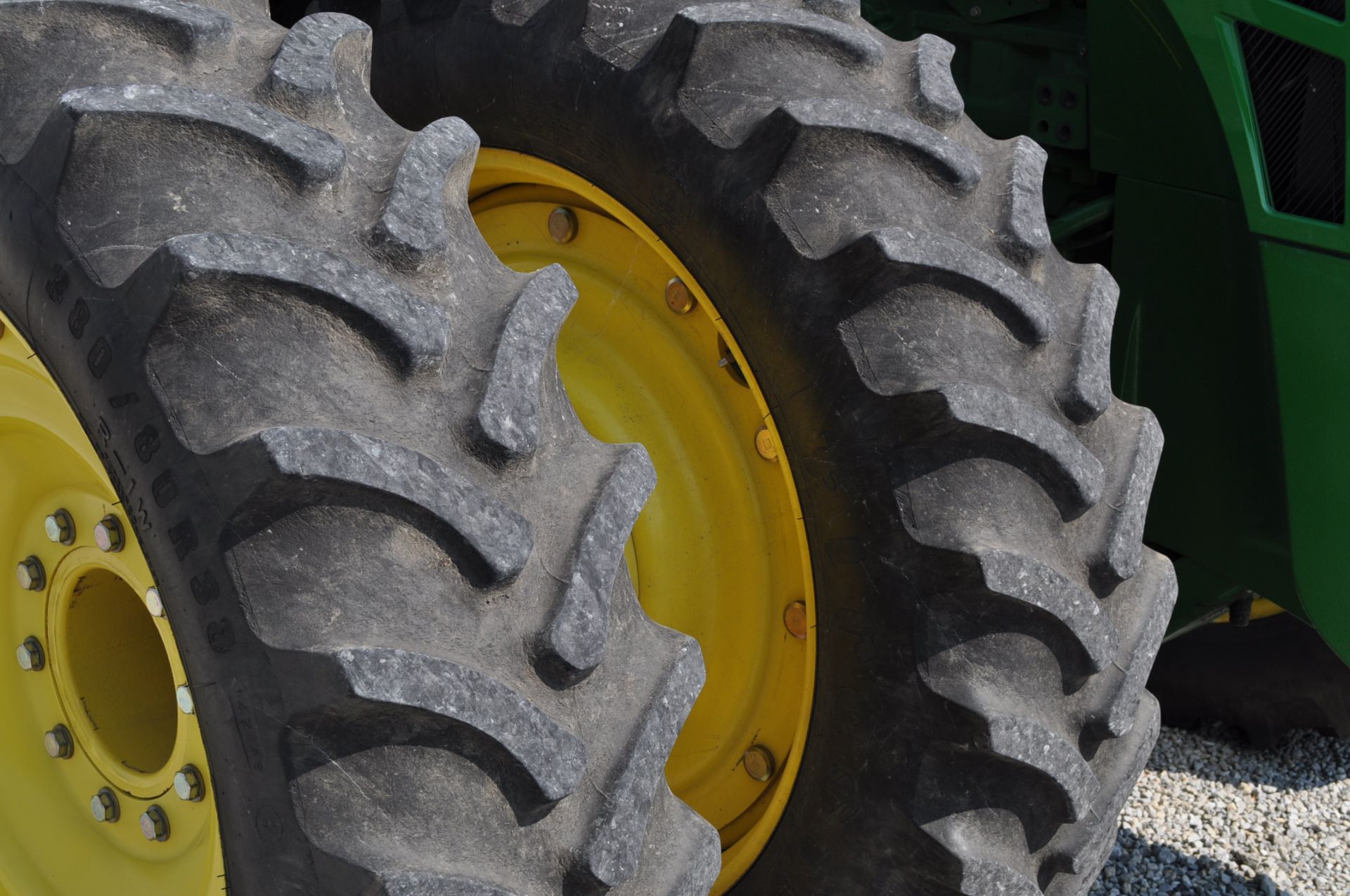 John Deere 8330 tractor, MFWD, CHA, 480/80R50 duals, 380/80R38 front duals, IVT, ILS, 3 pt, quick - Image 9 of 21