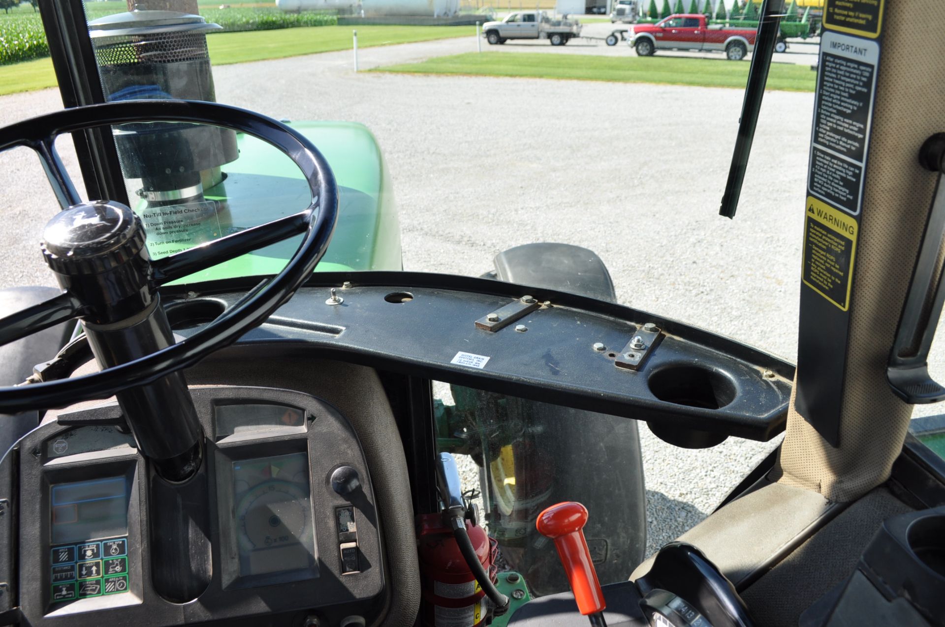 John Deere 4555 tractor, MFWD, CHA, 18.4x42 duals, 14.9x30 front tires, fenders, 15 sp PS, 3 pt, - Image 16 of 17