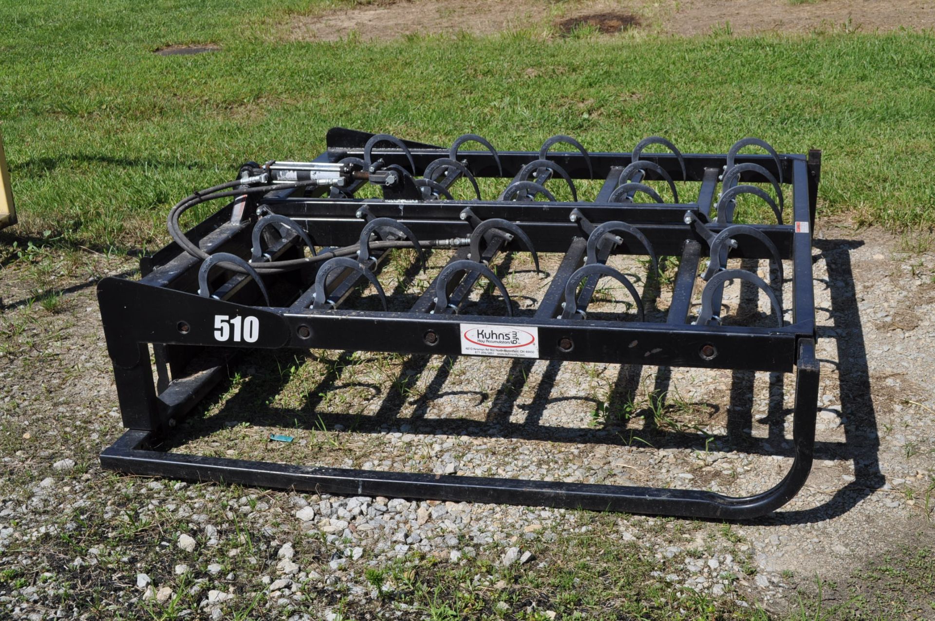 Kuhns 510 grapple, skid loader attachment, pioneer couplers, like new, Walters Farm Bob & Linda