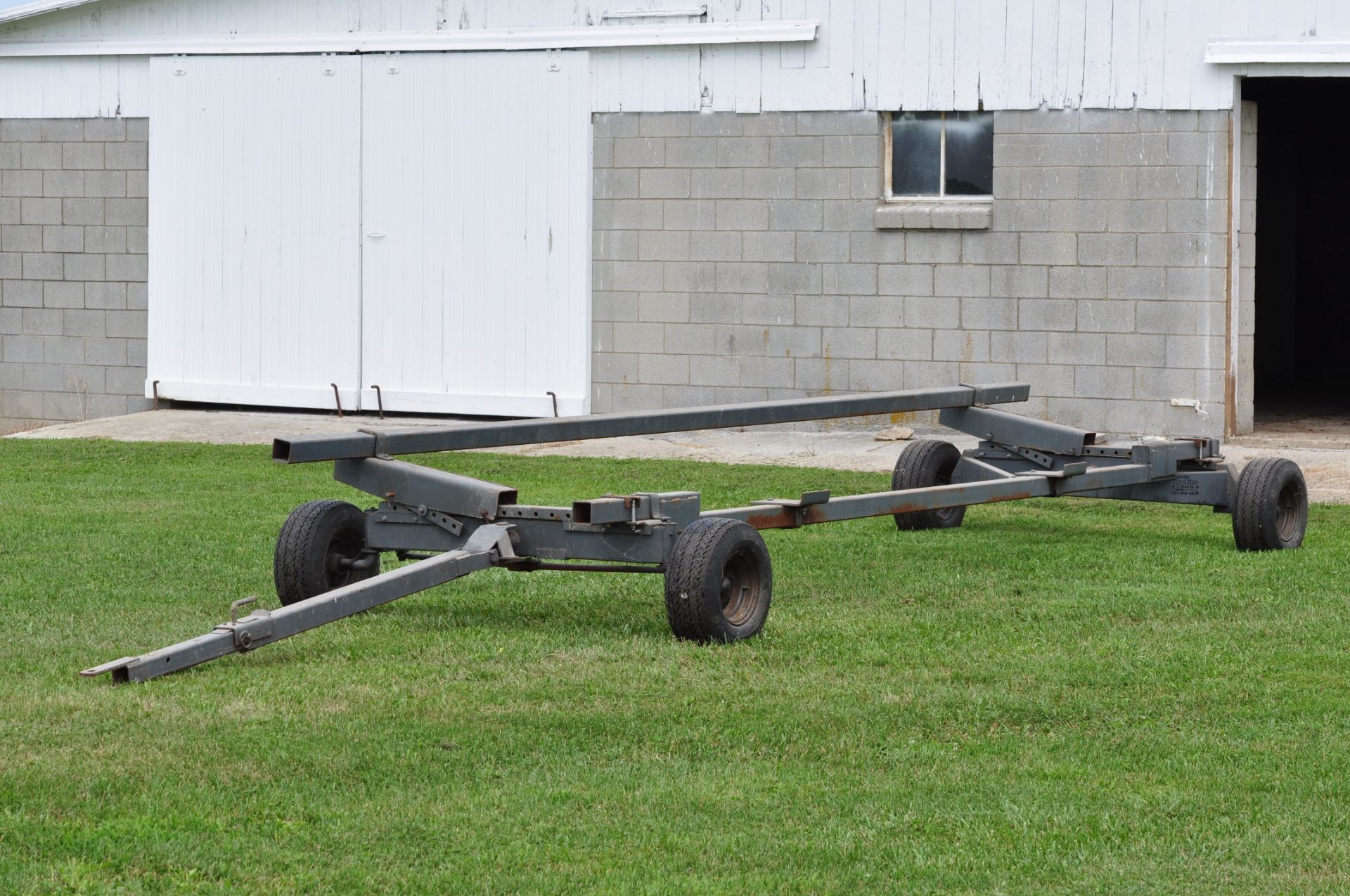 20' header cart, new 20.5 x 8.0 tires, stepped lower bar, Waddle Family Farms LLC - Washington C.H.,