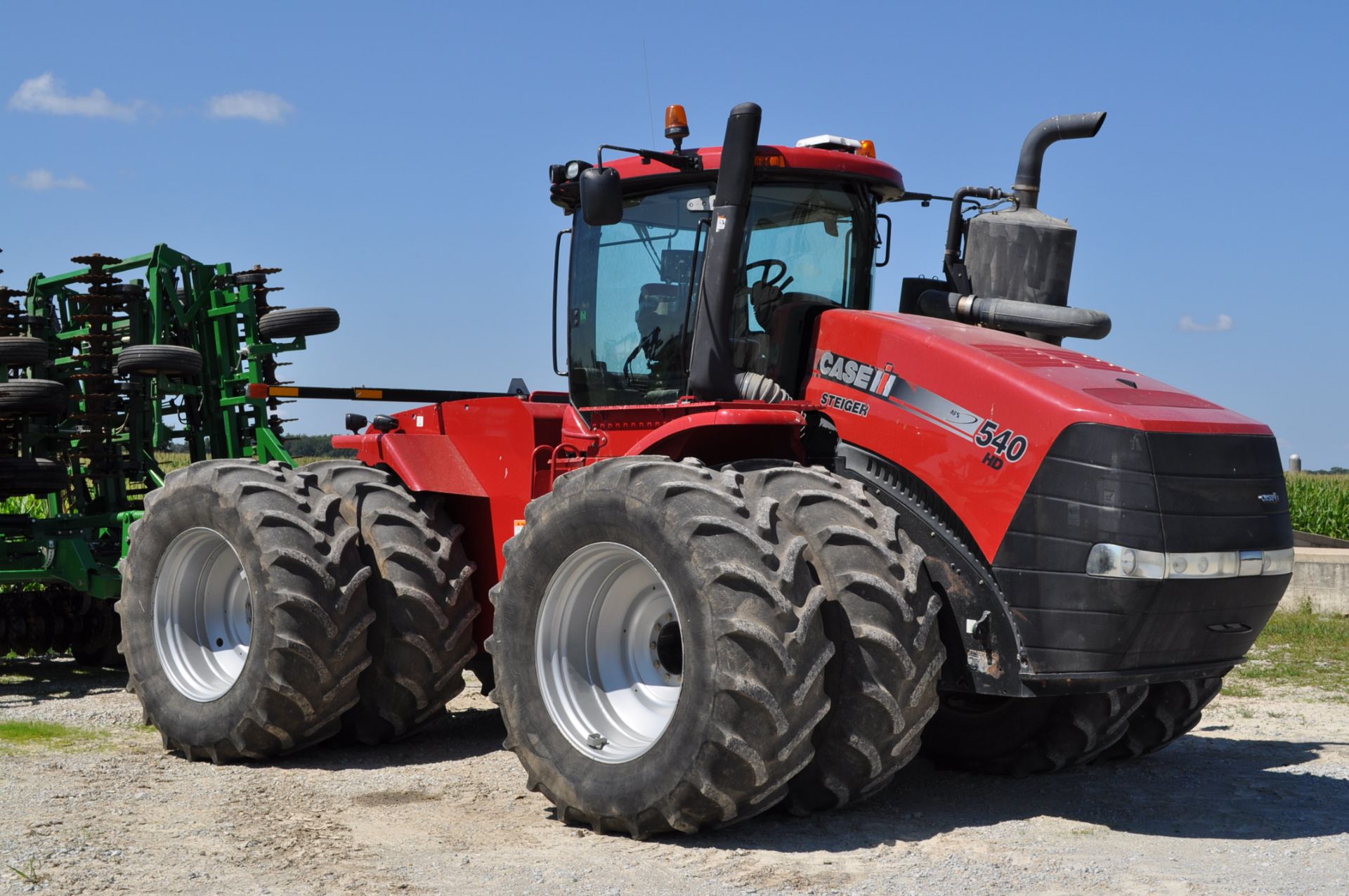 2015 Case IH 540HD 4WD tractor, CHA, 710/70R42 duals, 6 hyd rem, PTO, HD drawbar, susp cab, Pro 700,