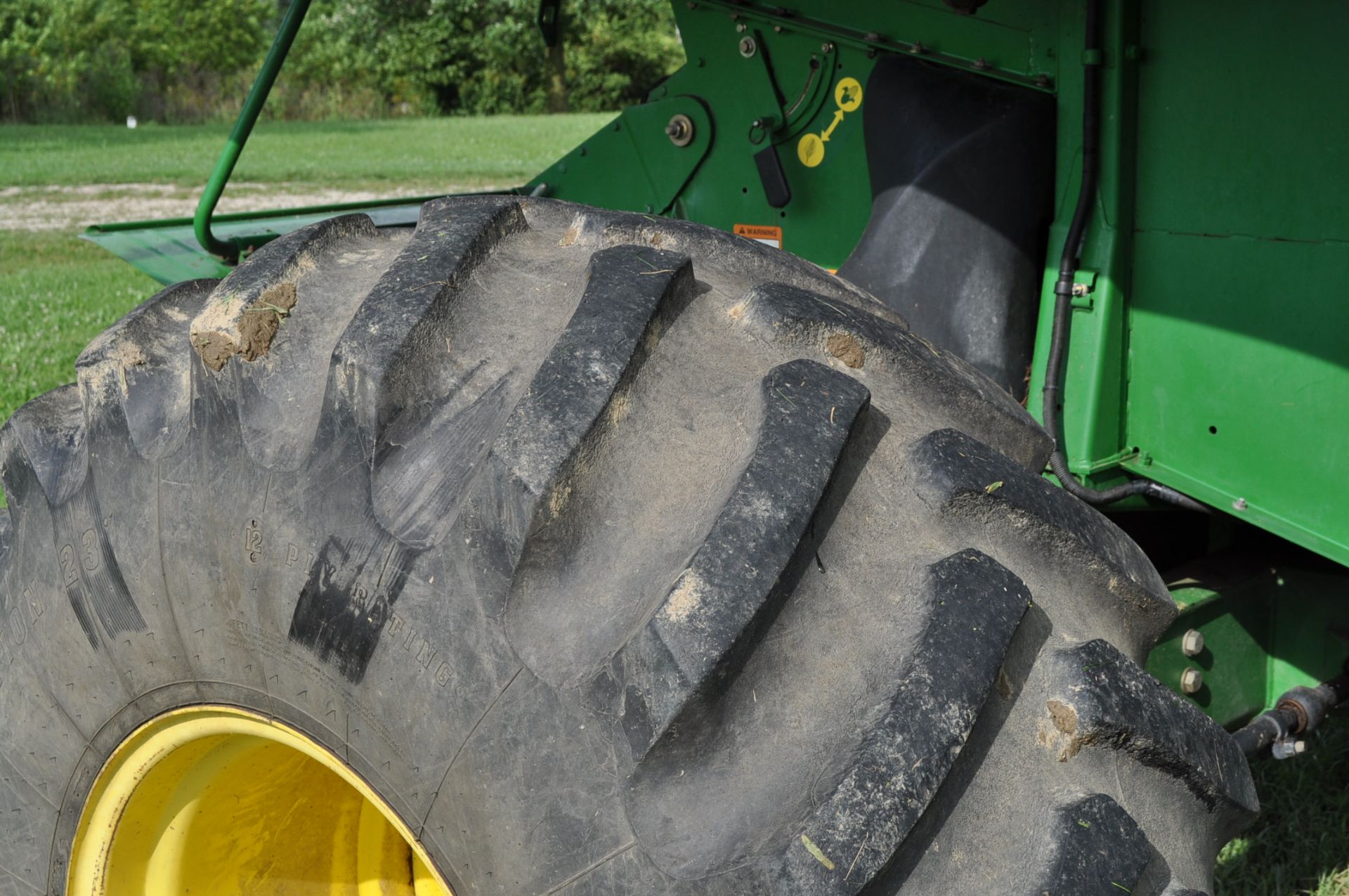 John Deere 9760STS combine, 76x50.00-32 tires, contour master, Maurer bin ext, 2WD - Bild 4 aus 16