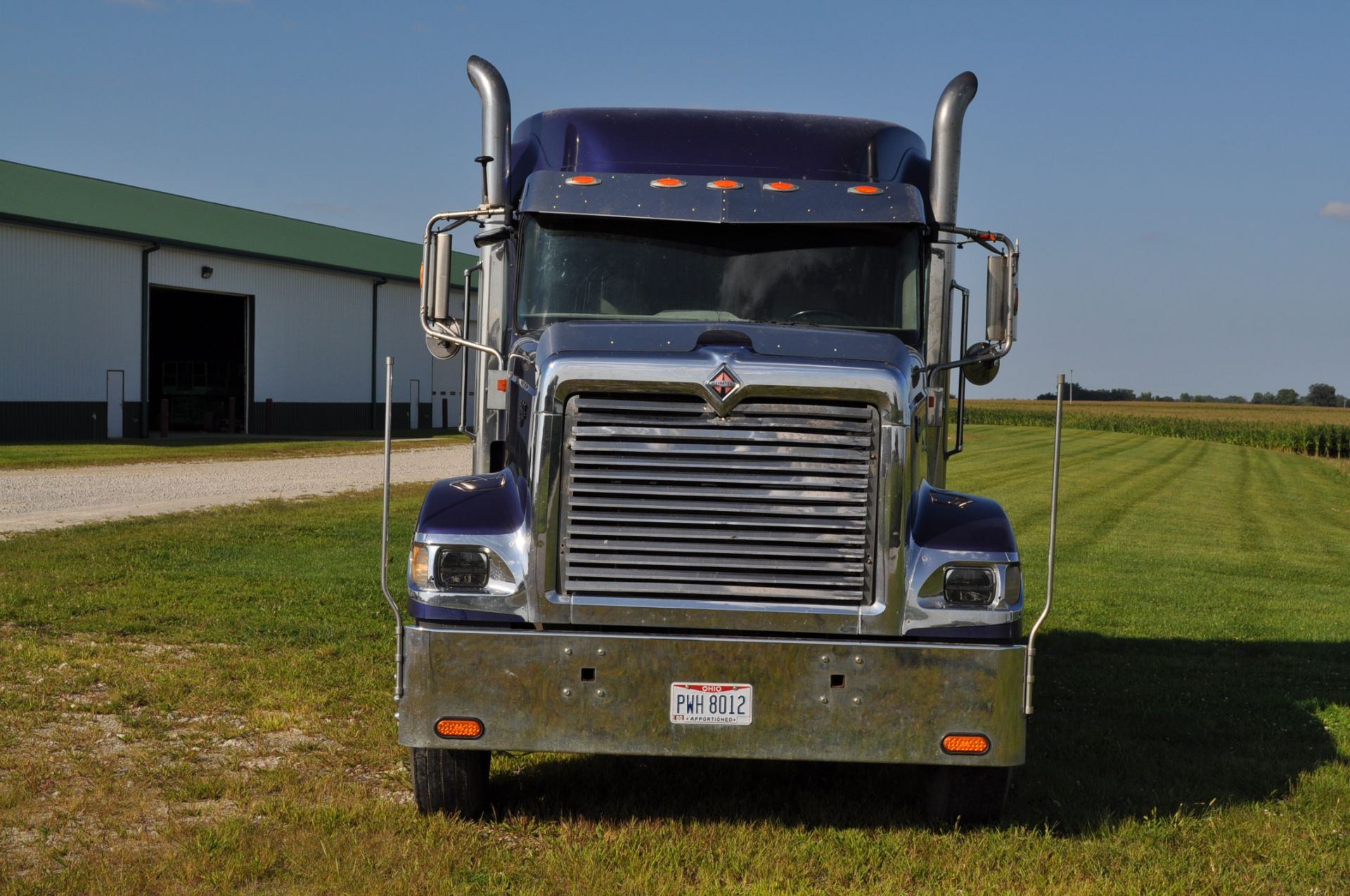 2007 International 9900i semi truck, Cat C-15, Eaton 13 spd, engine brake, 11R24.5 tires, alum - Bild 2 aus 32