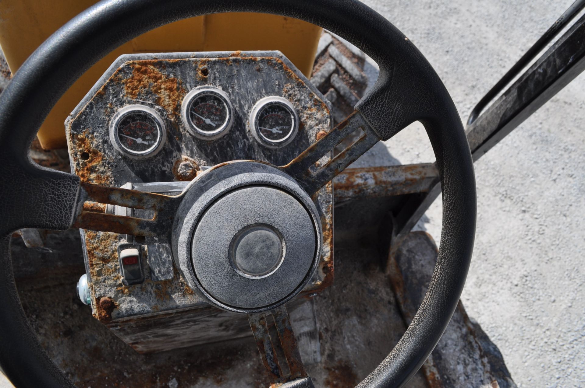 Willmar Wrangler 4550 loader, 5374 hrs, skid steer mounting plate, 31x15.50-15 tires, aux hyd, SN - Image 11 of 12