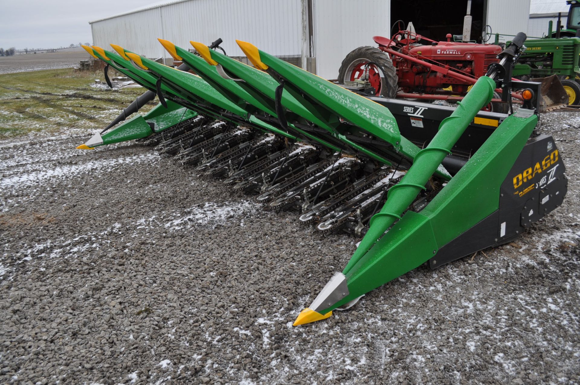 2014 Drago Series II 8-row corn head, Roll-A-Cone, header height control w/ head-sight box, JD