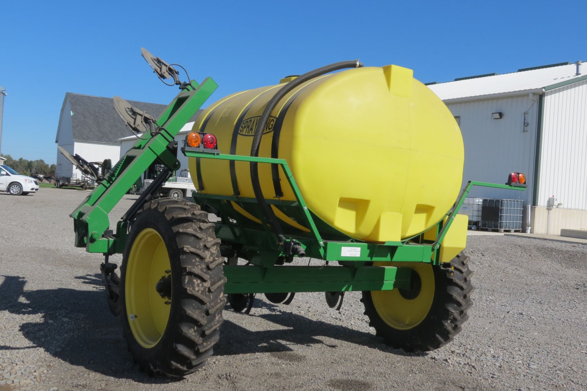 Spray King 11-coulter 28% applicator, 1300-gal poly tank, 15.5-38 tires, 2” fill, hyd SS 2” pump, - Image 7 of 22