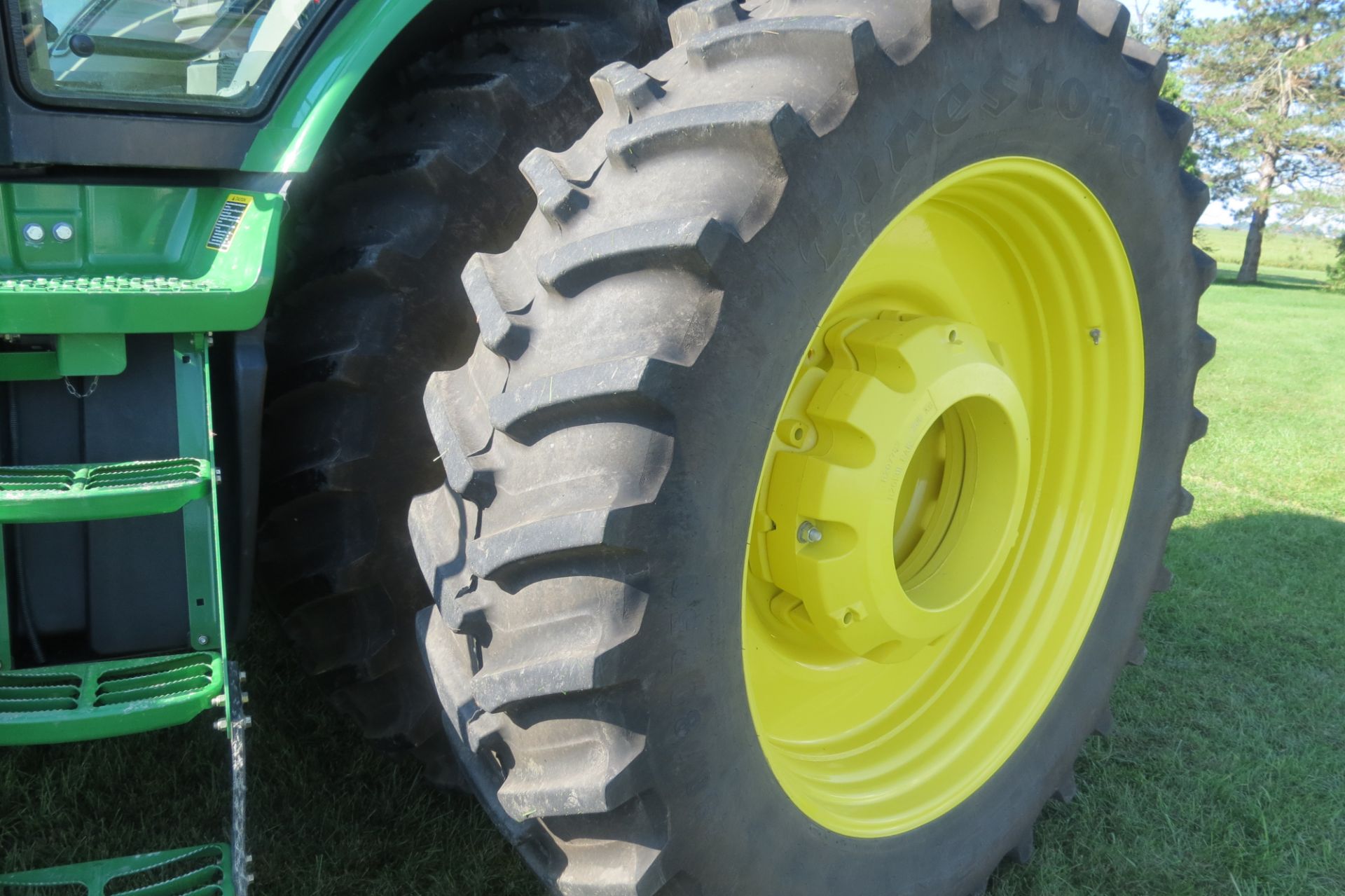 John Deere 8360R MFWD tractor, 480/80R50 rear duals, 420/85 R34 front duals, IVT, ILS, active - Image 28 of 40
