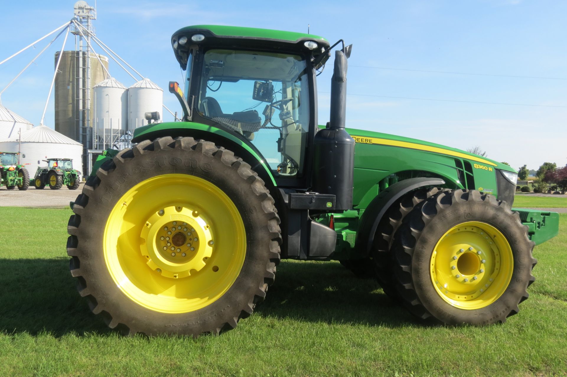 John Deere 8360R MFWD tractor, 480/80R50 rear duals, 420/85 R34 front duals, IVT, ILS, active - Image 23 of 40