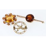 9ct gold mounted citrine and pearl brooch 9.3g, 9ct gold swallow brooch 2.