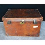 19th century leather trunk, 80cm wide and 49cm high.