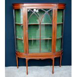 Late 19th century/early 20th century Sheraton Revival crossbanded mahogany bowfront display cabinet