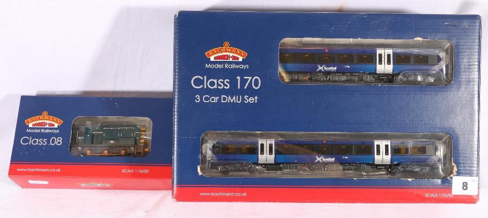 Bachmann Branch-Line OO gauge class 170 three-car DMU set Scotrail 32-467 boxed and a class 8