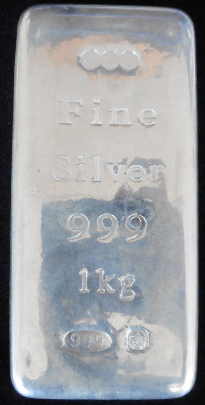 United Kingdom. Silver ingot. 1 kilogramme weight.