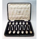 Set of twelve silver coffee spoons, Sheffield 1921, cased.