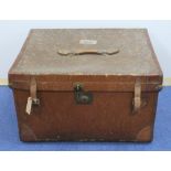 Late 19th/early 20th century small rectangular trunk with leather straps & handles, 62cm wide.