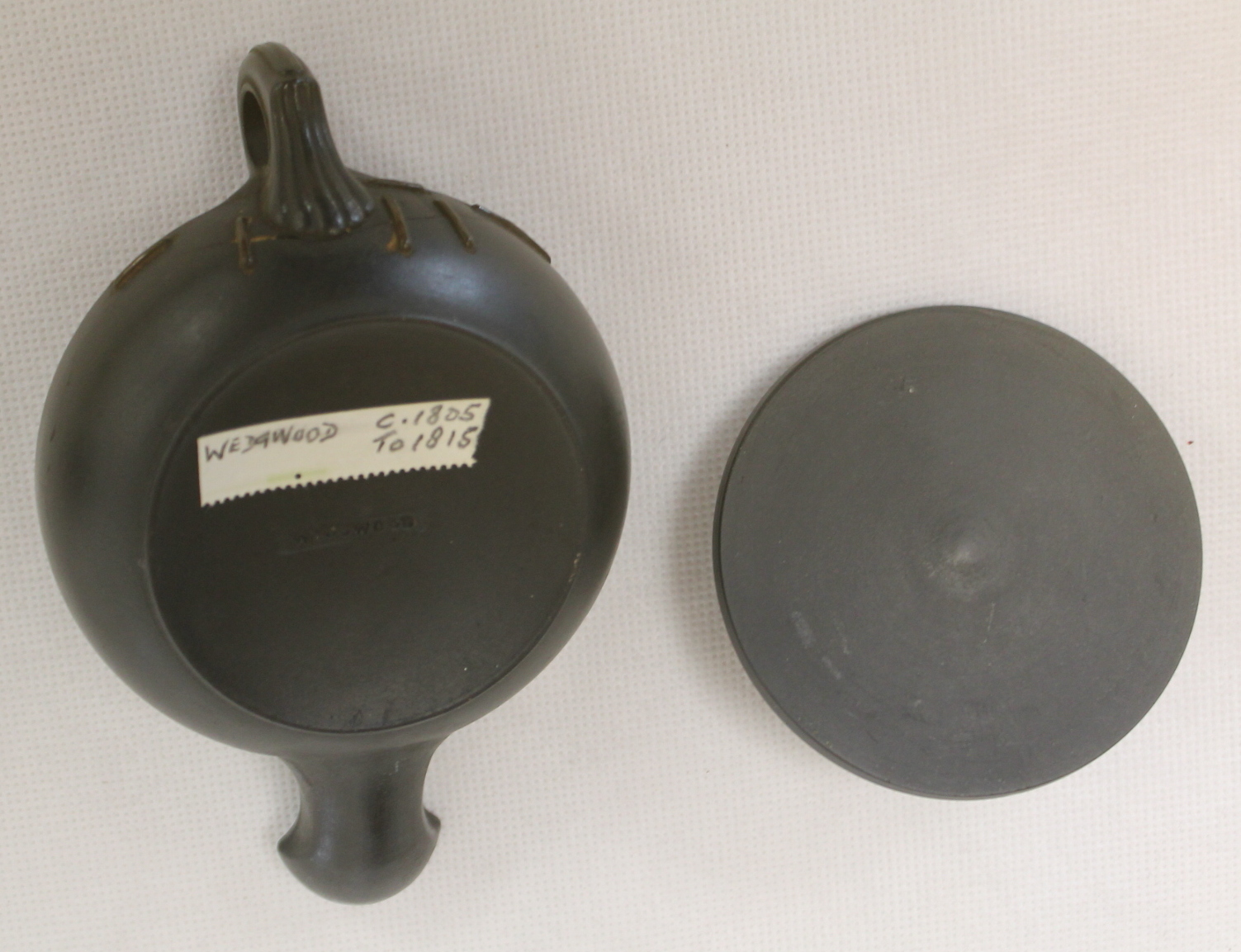 Rare early 19th century Wedgwood black basalt Roman oil lamp & cover, impressed mark, - Image 8 of 24