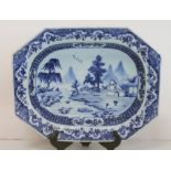 18th century Chinese Export blue & white octagonal deep ashet or meat plate decorated with figures