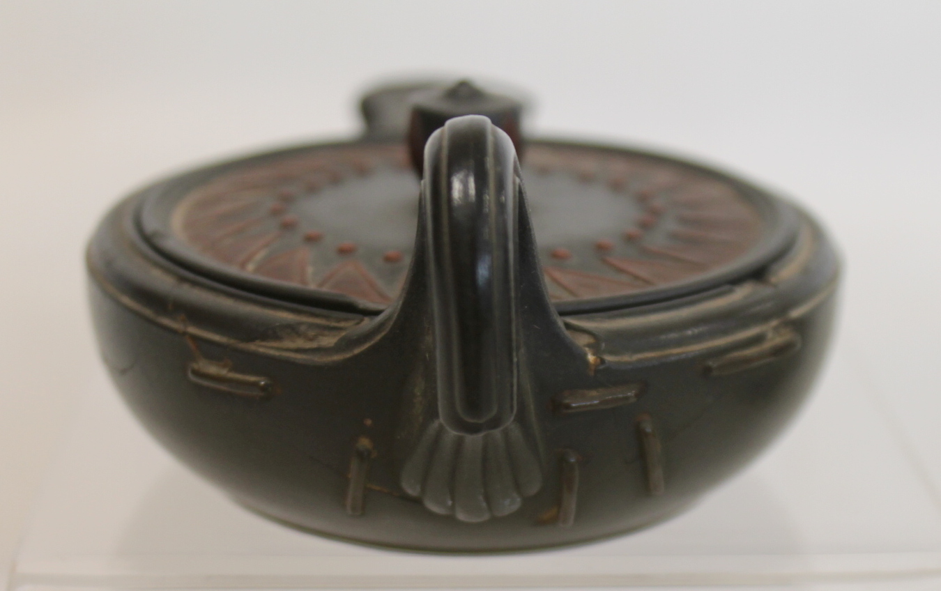 Rare early 19th century Wedgwood black basalt Roman oil lamp & cover, impressed mark, - Image 5 of 24