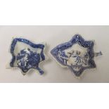 Two early 19th century pearl ware leaf shaped pickle dishes with blue & white transfer decoration,