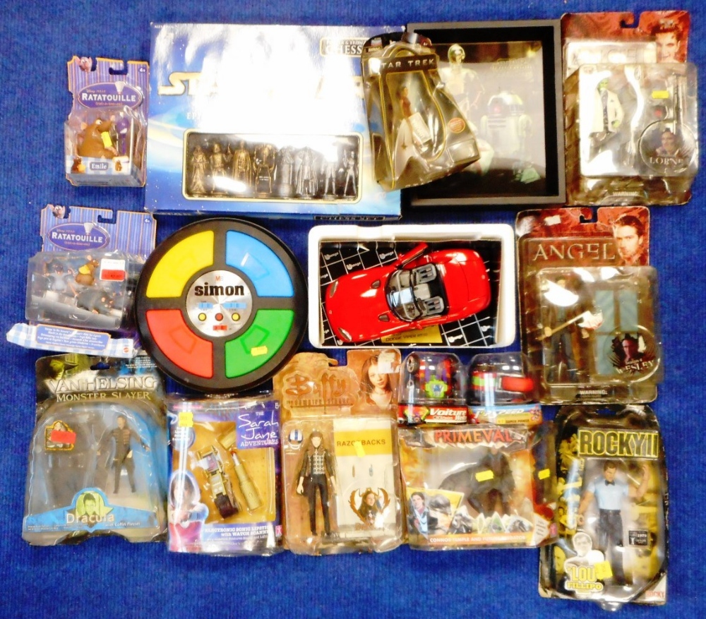 Sixteen various items and figures including Star Wars, Buffy, Primeval, Simon game etc.