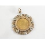 1/10 Krugerrand in 9ct gold detachable pendant mount. Condition Report. Weight: 7g.