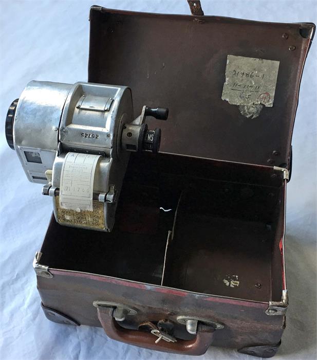 London Transport GIBSON TICKET MACHINE, serial no 26725. An Alpha-Codes machine in working order - Image 2 of 2