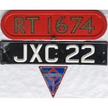 Selection of RT bus items comprising a BONNET FLEETNUMBER PLATE from RT 1674 (in service from 1950-