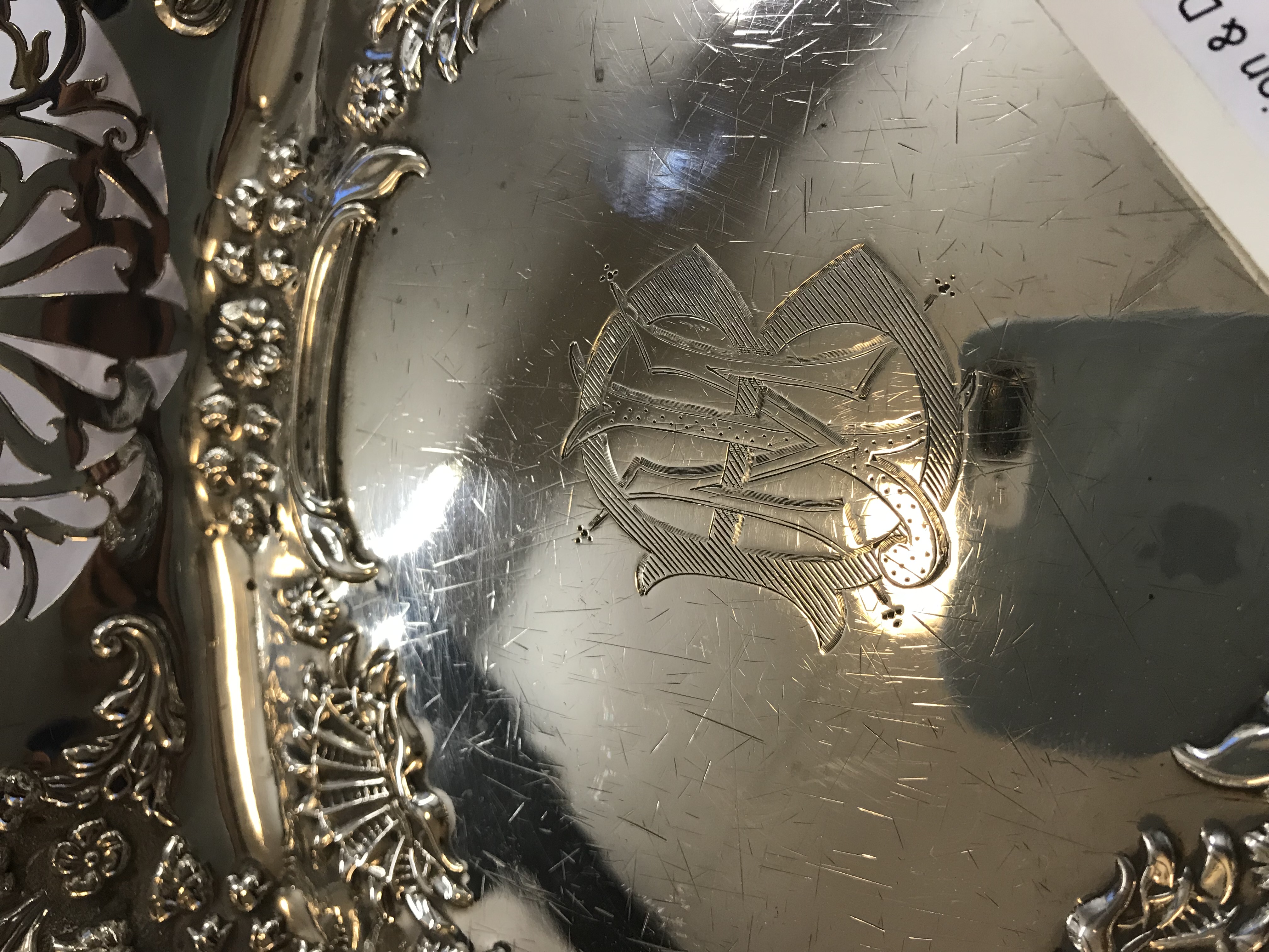 An Edwardian silver tray, Birmingham 1904, - Image 5 of 6