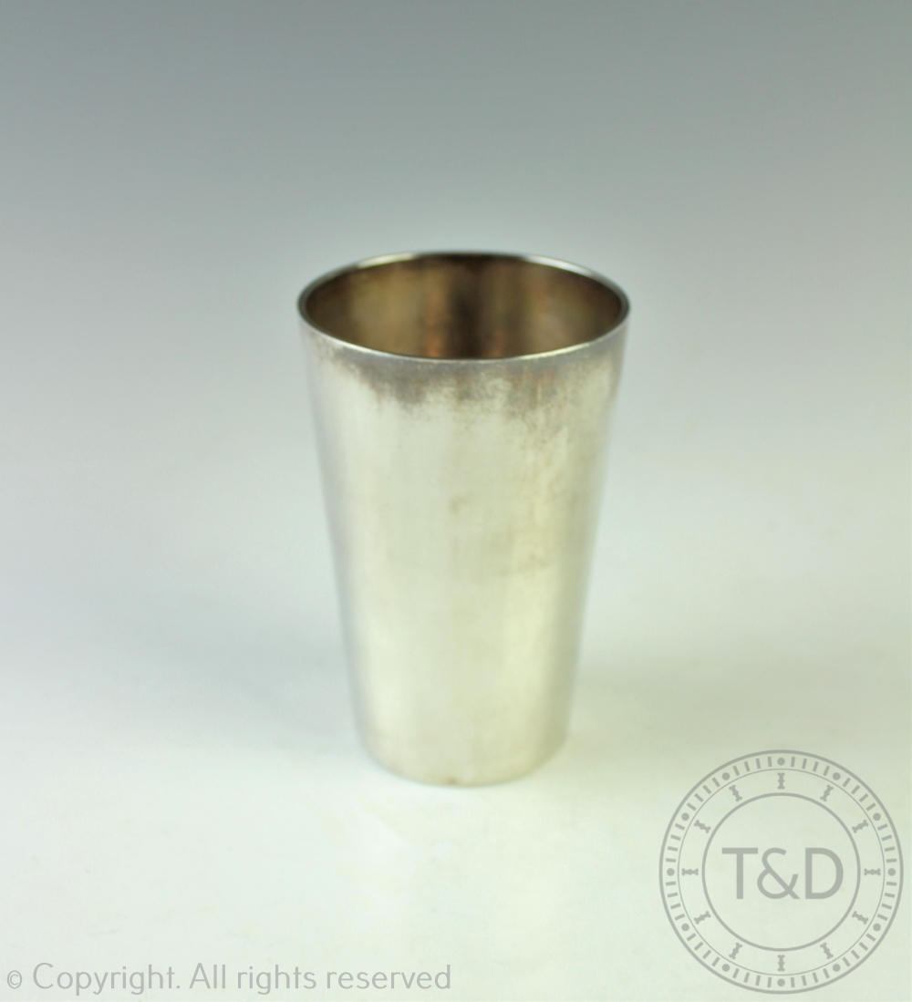 A silver beaker, Page, Keen & Page, London 1928, of pain polished cylindrical form, 12.5cm high, 10.