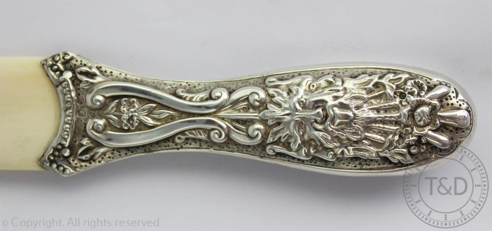 A large Victorian silver handled ivory page turner, London 1890, - Image 4 of 4