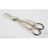 An Edwardian silver pair of grape scissors, Allen & Darwin, Sheffield 1909,
