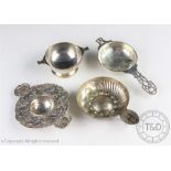 A collection of small silver, to include; a silver miniature quaich London 1917,