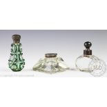 A silver mounted scent bottle, with green faceted glass body, 10.