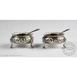 A pair of Victorian silver cauldron salts, Robert Harper, London 1864,