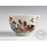 A Chinese porcelain chicken cup, Kangxi six character mark,