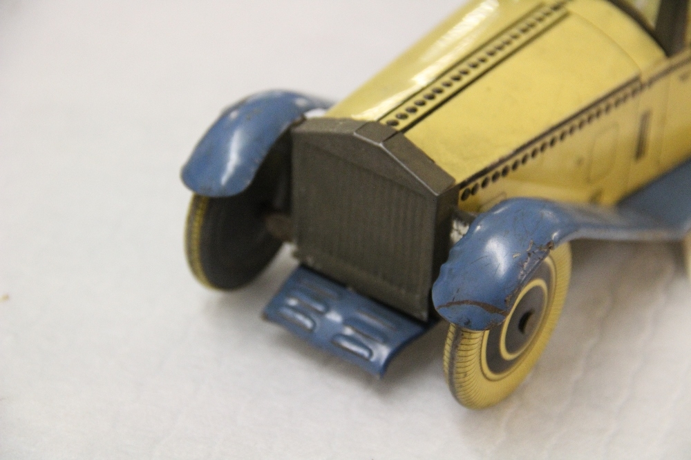 Two tin plate clockwork toys comprising; - Image 2 of 9