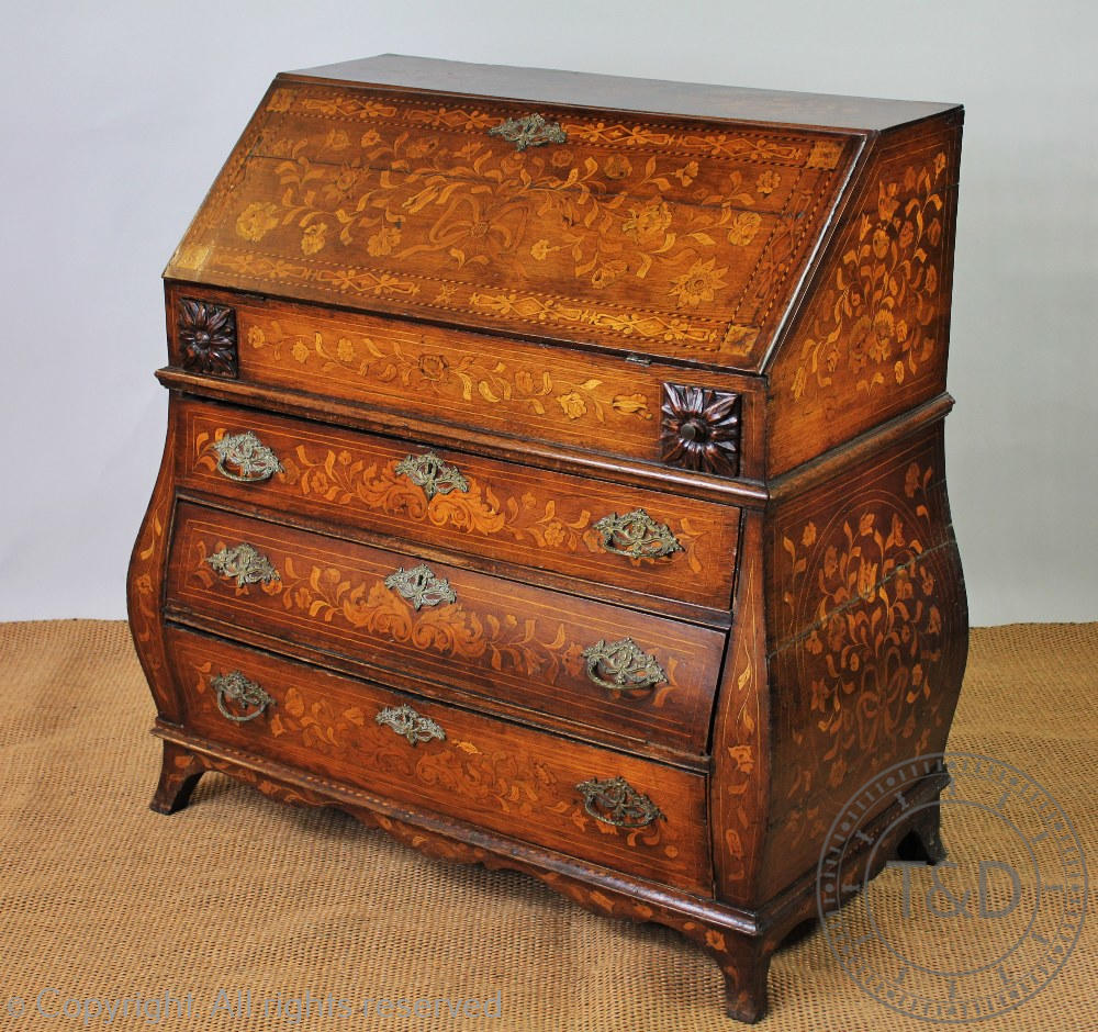 A late 18th / early 19th century Dutch inlaid oak bombe bureau, - Image 3 of 4