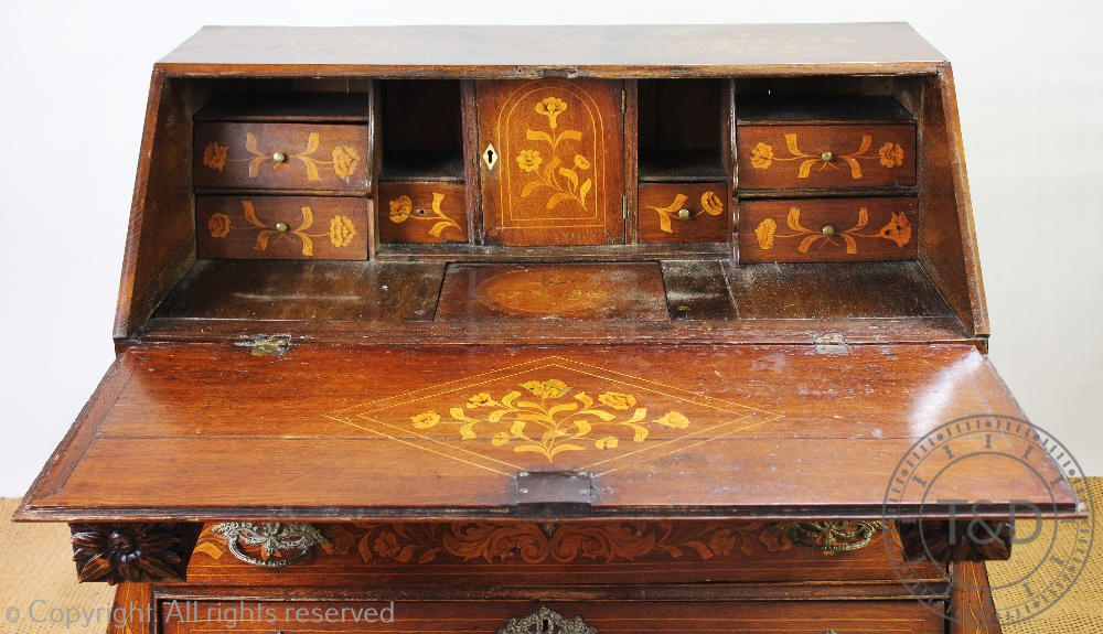 A late 18th / early 19th century Dutch inlaid oak bombe bureau, - Image 2 of 4