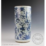 A Chinese blue and white porcelain stick stand, late 19th / early 20th century,