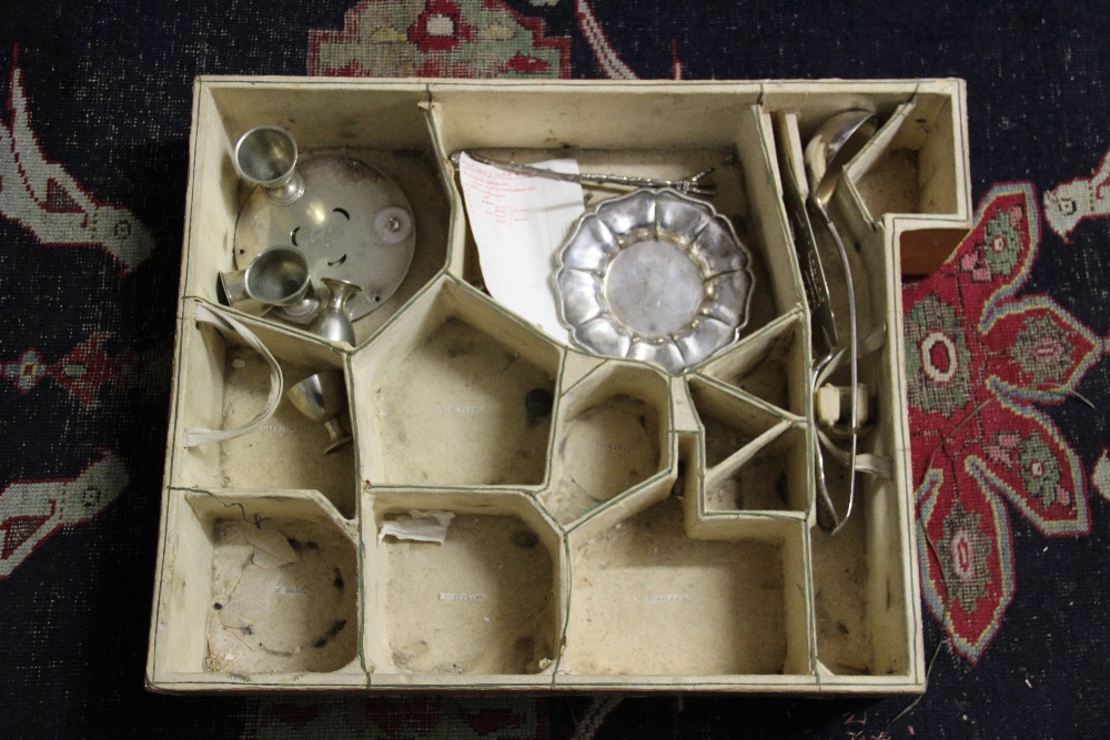 A Victorian golden oak and iron bound silver chest enclosing an assorted silver plated contents - Image 6 of 8