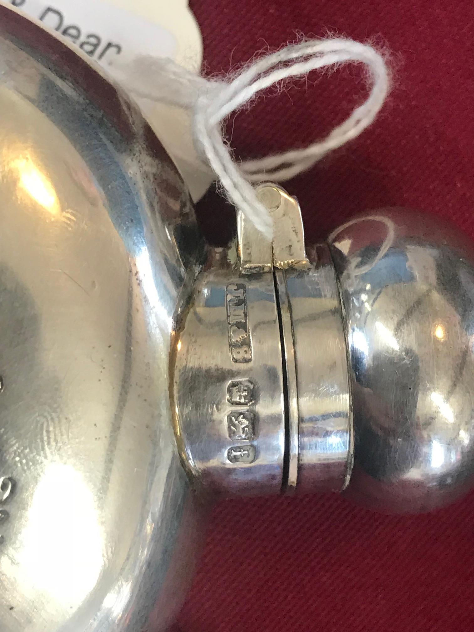 A silver hip flask, 'J M & S' Sheffield 1911, of oval form with concave back and bayonet top, - Image 2 of 7
