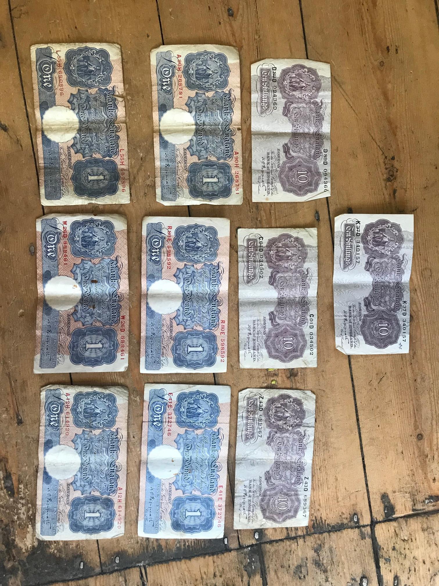 A quantity of English and Foreign bank notes and coins (Qty) - Image 8 of 9