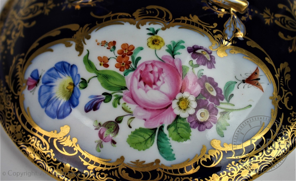 A 19th century Meissen porcelain sucrier cover, - Image 3 of 3